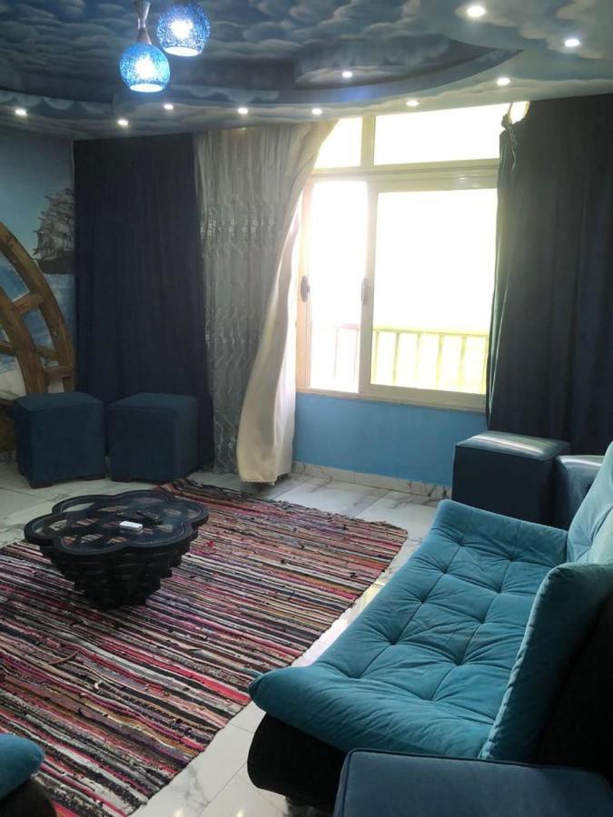 شقة فخمة فيوالبحر Luxury Panorama Sea View อเล็กซานเดรีย ภายนอก รูปภาพ